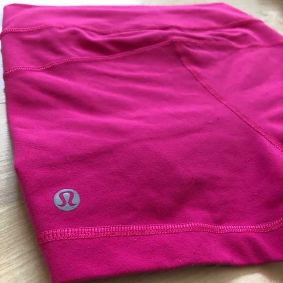 Lululemon Athletica Liberty Short Jewelled Magenta - Picture 5 of 9